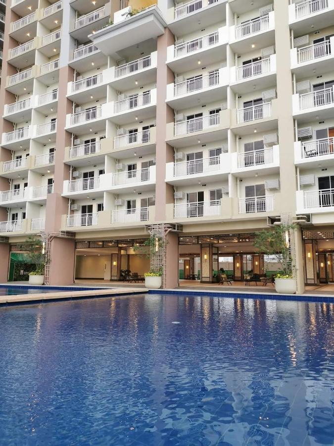 Infina Towers Project 4 Aurora Boulevard Quezon City Manila Exterior foto